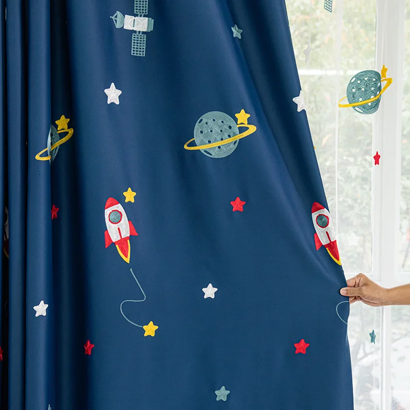 Blackout Curtain Nursery - Azul marinho dos desenhos animados foguete