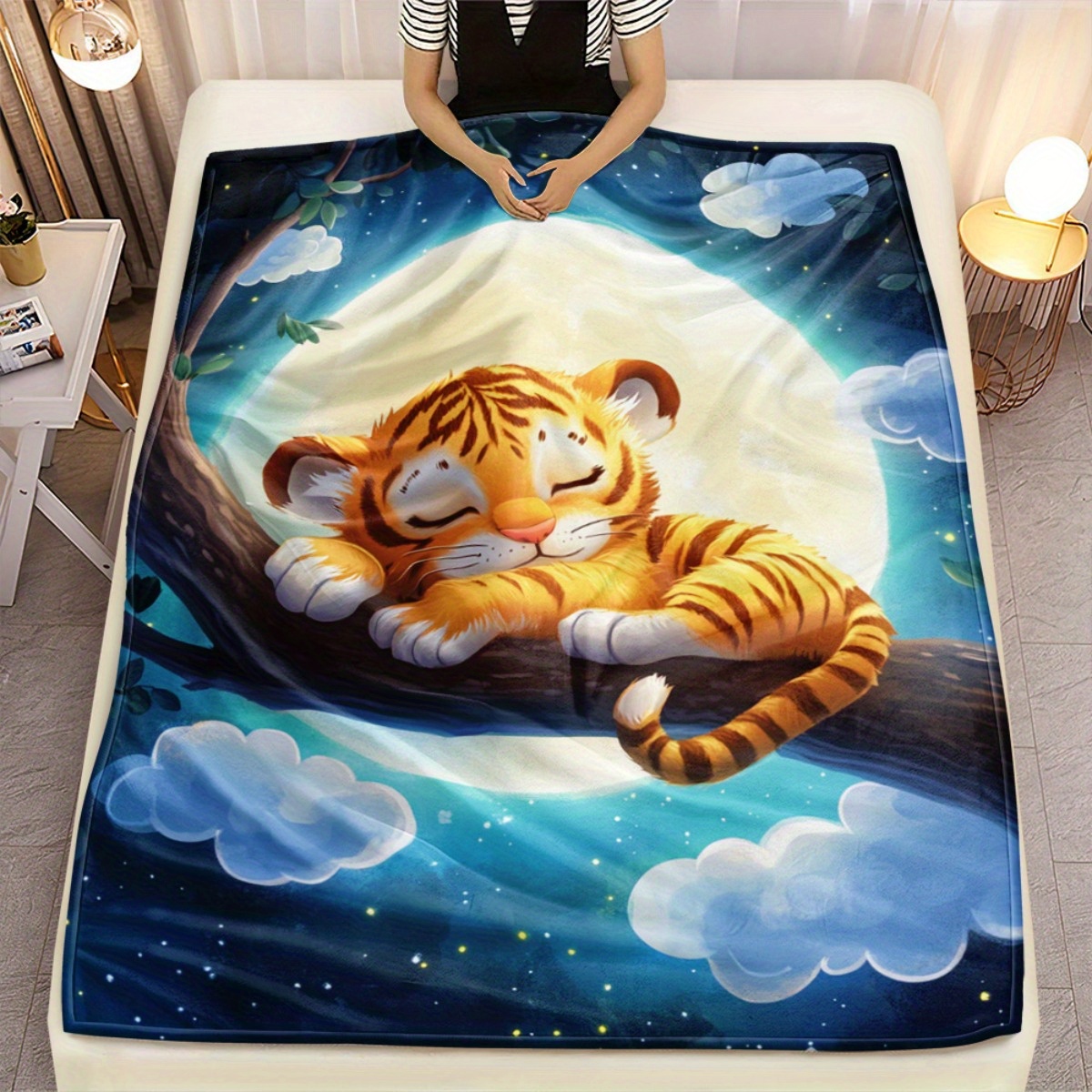 Baby Nursery Animal Theme - Bonito dormindo tigre no galho de